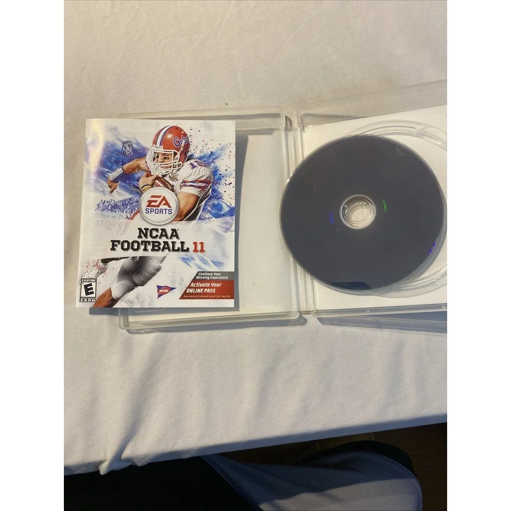 NCAA Football 11 - PlayStation 3‎ PS3 - Complete w/ Manual - Tested Working